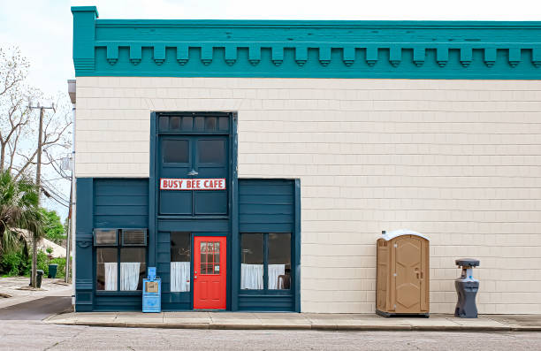 Best Construction site porta potty rental  in Central City, IA